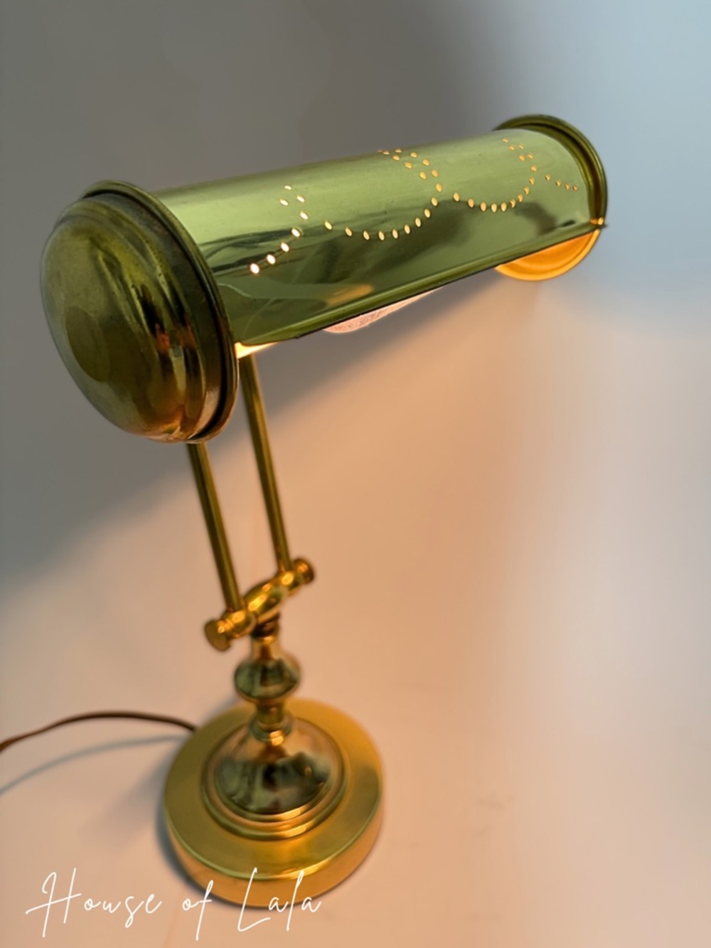 Brass Piano Banker Desk Lamp - Gold Tone Finish Side Table Light.